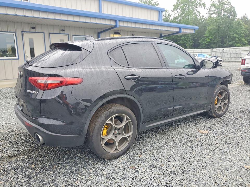 2018 Alfa romeo Stelvio VIN ZASFAKPN8J7B74581 COPART salvage auction — FRONT END, Nc - Salvage Certificate Of Title, sold $2,700 on 2026-08-20 (photo 3)