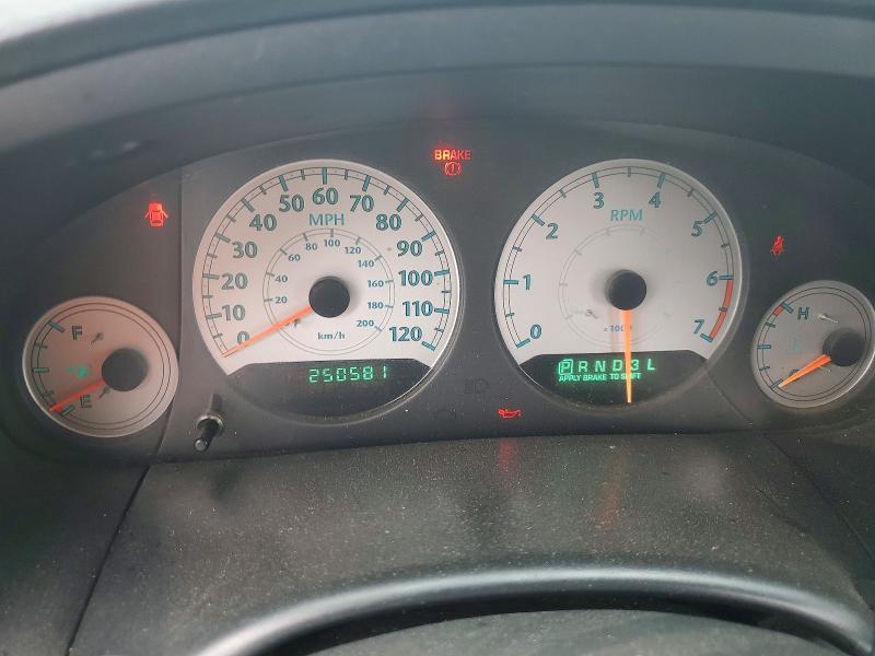 2007 Chrysler Voyager VIN 2A4GP44R07R302019 COPART salvage auction — SIDE, Nc - Salvage Certificate Of Title, sold $325 on 2026-07-09 (photo 9)