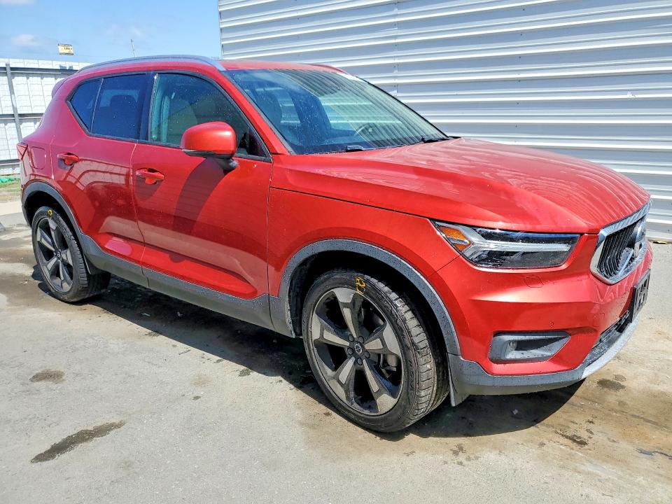 2020 Volvo Xc40 VIN YV4AC2HKXL2233970 COPART salvage auction — MINOR DENT/SCRATCHES, Ca - Certificate Of Title, sold $4,200 on 2026-07-16 (photo 4)