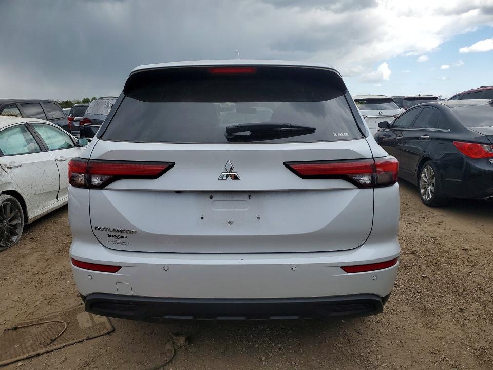 2022 Mitsubishi Outlander VIN JA4J4TA89NZ028911 COPART salvage auction — WATER/FLOOD, Il - Salvage Cert-Flood, sold $1,450 on 2026-07-21 (photo 6)