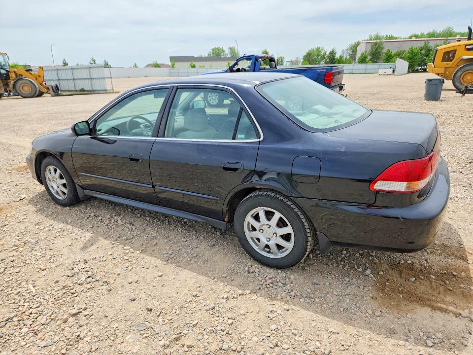 2002 Honda Accord VIN JHMCG567X2C021383 COPART salvage auction — HAIL, Mn - Cert Of Title-Prior Salvage, sold $550 on 2026-07-06 (photo 2)