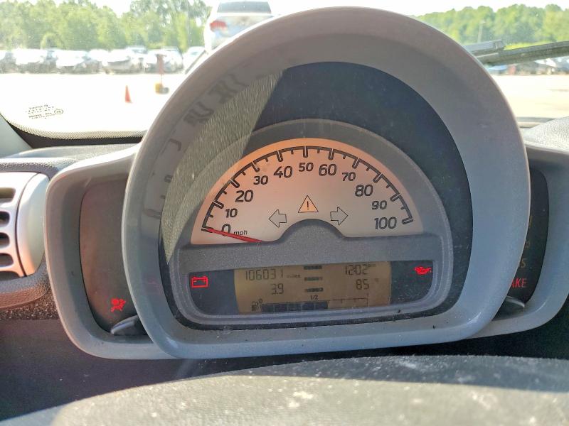 2008 Smart Fortwo VIN WMEEK31X48K208333 COPART salvage auction — MINOR DENT/SCRATCHES, Tx - Salvage Vehicle Title, sold $500 on 2026-07-27 (photo 9)