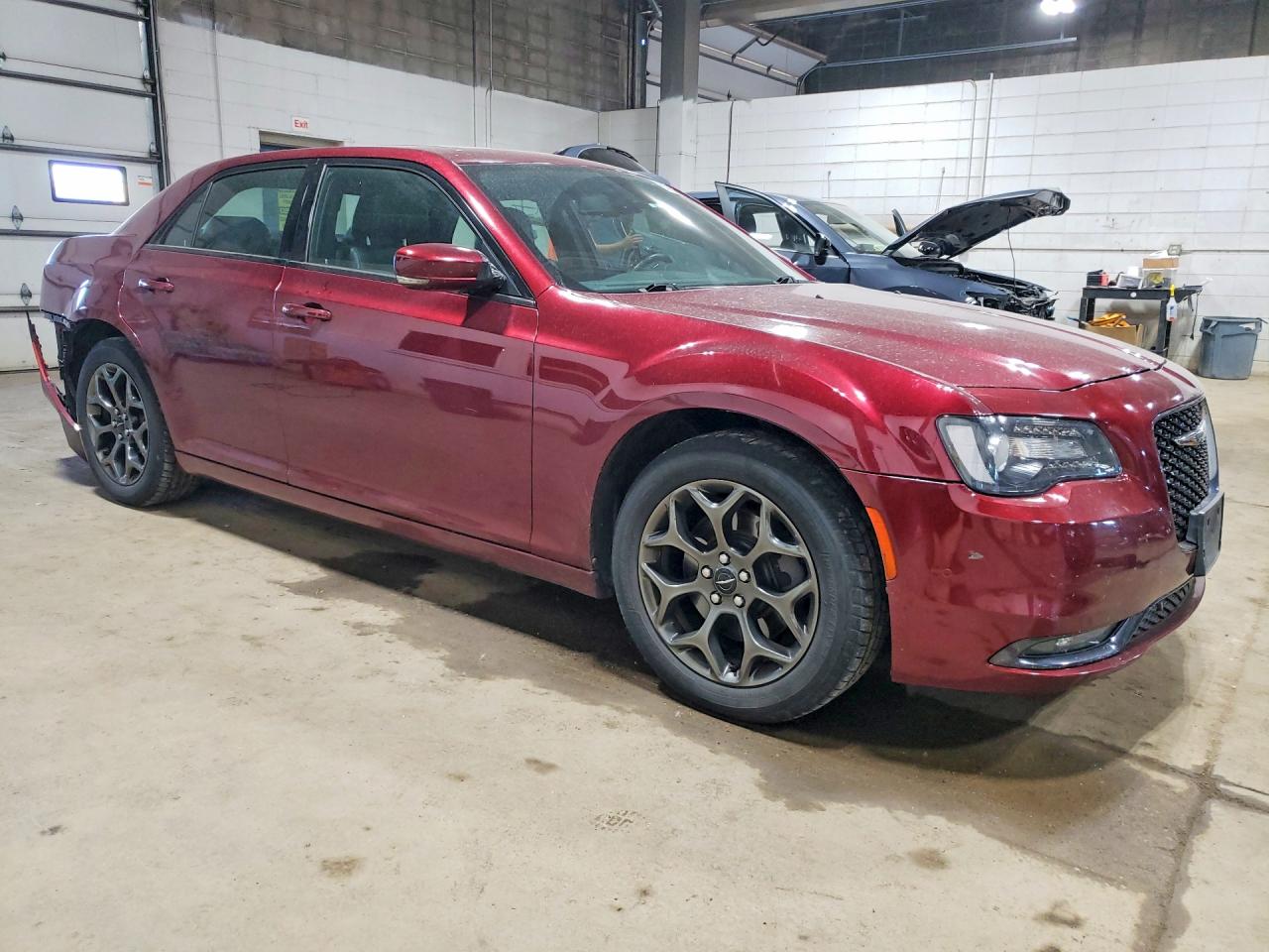 2018 Chrysler 300 VIN 2C3CCAGG2JH165448 COPART salvage auction — Rear End, MN - CERT OF TITLE-SALVAGE, sold $6,100 on 2026-07-09 (photo 4)