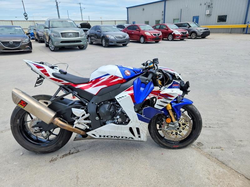 2022 Honda Cbr VIN JH2SC8210NK100042 COPART salvage auction — FRONT END, Tx - Salvage Vehicle Title, sold $4,900 on 2026-07-23 (photo 1)