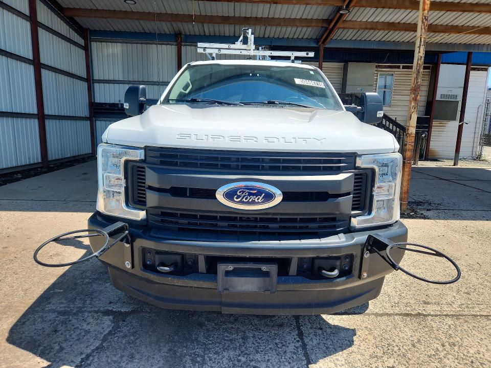2019 Ford F-250 super duty VIN 1FTBF2B64KEG06234 COPART salvage auction — SIDE, Pa - Cert Of Title, sold $12,100 on 2026-07-14 (photo 5)