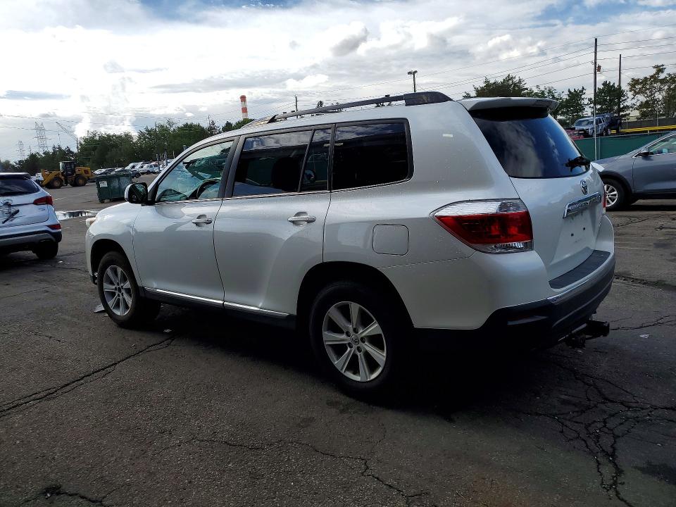 2012 Toyota Highlander VIN 5TDBK3EH3CS172687 COPART salvage auction — UNDERCARRIAGE, Co - Salvage Title, sold $275 on 2026-07-14 (photo 2)