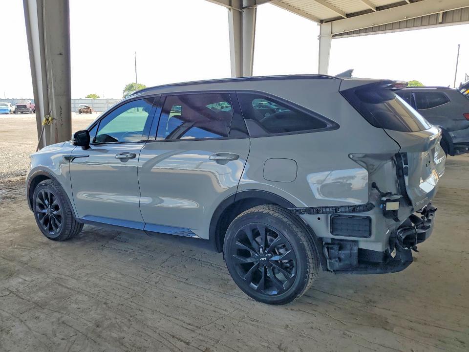 2023 Kia Sorento VIN 5XYRK4LF9PG197652 COPART salvage auction — REAR END, Fl - Cert Of Title Slvg Rebuildable, sold $12,200 on 2026-07-08 (photo 2)