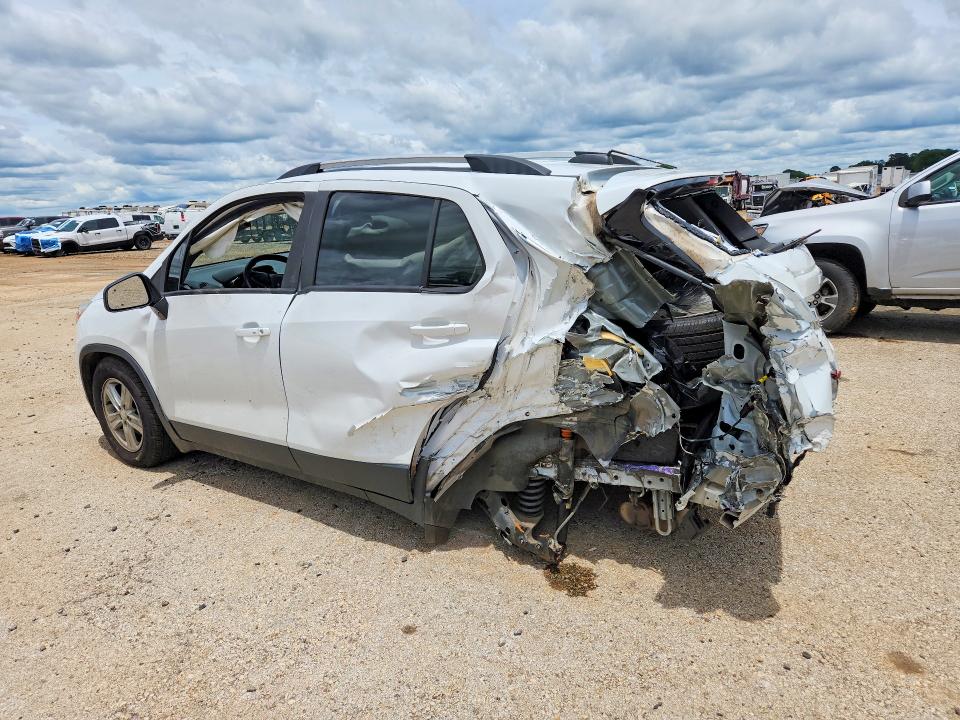 2020 Chevrolet Trax VIN KL7CJLSB8LB335197 COPART salvage auction — REAR END, Tx - Salvage Vehicle Title, sold $1,150 on 2026-07-20 (photo 2)