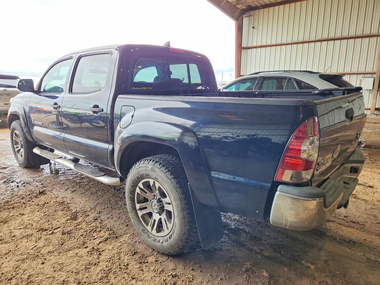 2015 Toyota Tacoma VIN 5TFJU4GN4FX084311 COPART salvage auction — Rear End, TX - SALVAGE VEHICLE TITLE, sold $6,000 on 2026-07-09 (photo 2)
