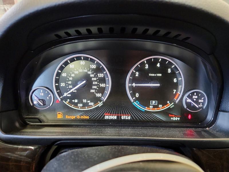 2015 BMW 5 series VIN WBA5A7C56FD626301 COPART salvage auction — MINOR DENT/SCRATCHES, Ma - Certificate Of Title, sold $2,950 on 2026-07-09 (photo 9)