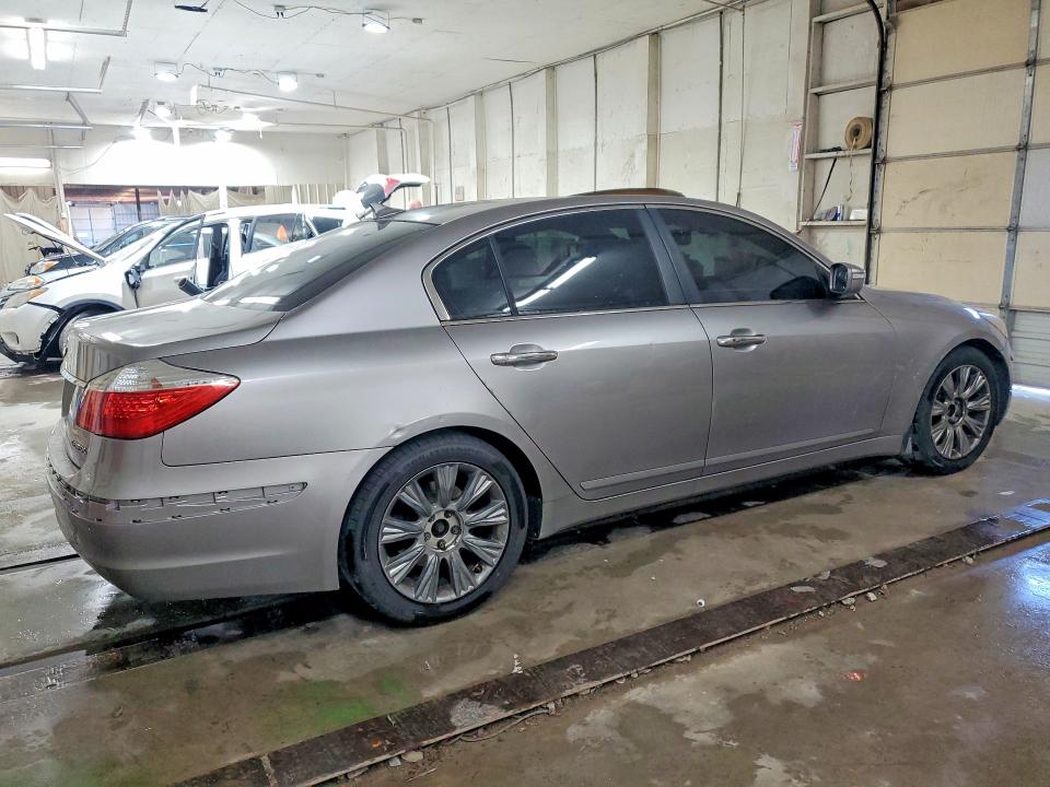 2009 Hyundai Genesis VIN KMHGC46E59U069316 COPART salvage auction — ALL OVER, Tn - Salvage Certificate, sold $575 on 2026-07-28 (photo 3)