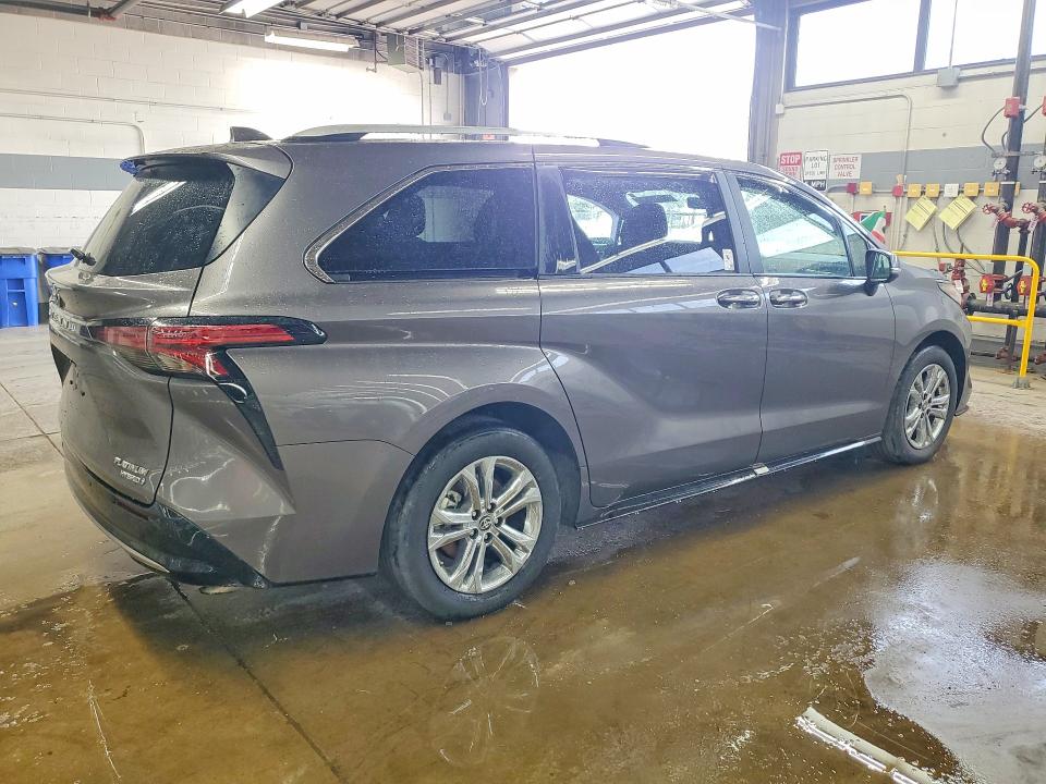 2024 Toyota Sienna VIN 5TDESKFC0RS151511 COPART salvage auction — FRONT END, Il - Certificate Of Title, sold $26,500 on 2026-07-07 (photo 3)