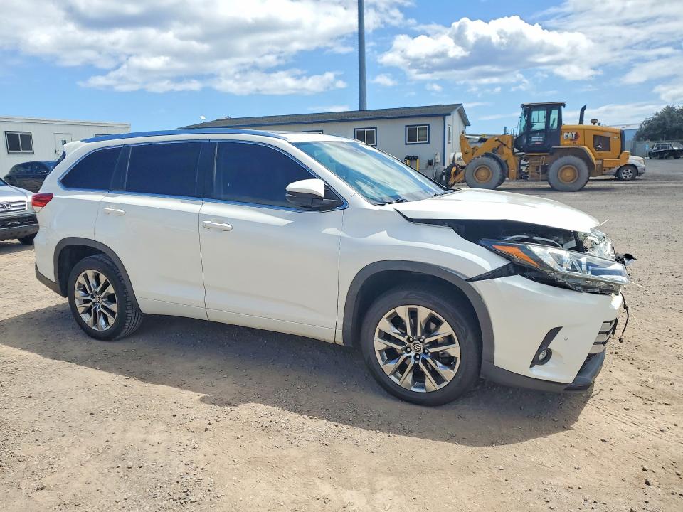 2019 Toyota Highlander VIN 5TDYZRFH2KS329101 COPART salvage auction — FRONT END, Hi - Certificate Of Salvage, sold $150 on 2026-07-27 (photo 4)