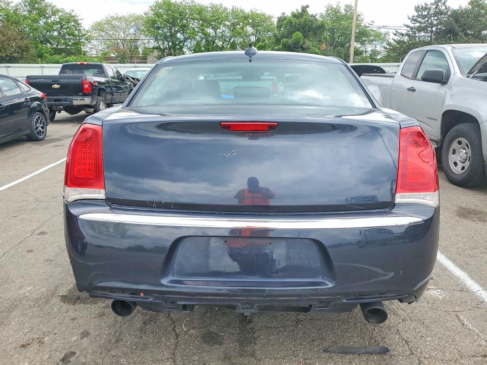 2017 Chrysler 300 VIN 2C3CCAEG1HH552117 COPART salvage auction — REAR END, Oh - Certificate Of Title, sold $1,750 on 2026-09-14 (photo 6)