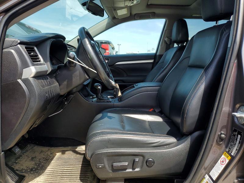 2016 Toyota Highlander VIN 5TDJKRFH0GS243749 COPART salvage auction — WATER/FLOOD, In - Cert Of Title-Salvage Flood, sold $4,250 on 2026-07-14 (photo 7)