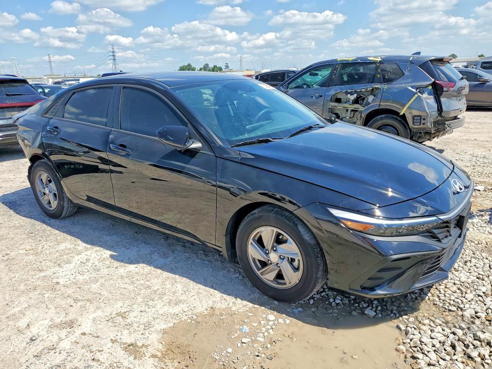 2025 Hyundai Elantra VIN KMHLL4DG7SU062084 COPART salvage auction — REAR END, Tx - Salvage Vehicle Title, sold $6,200 on 2026-07-28 (photo 4)