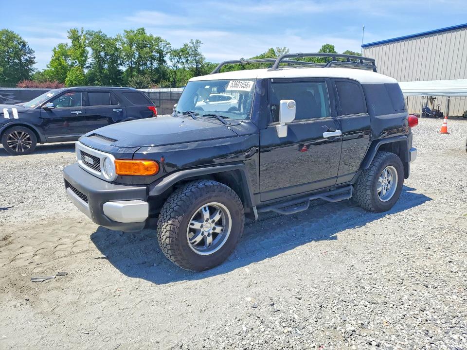 2007 Toyota Fj cruiser VIN JTEBU11F570017355 COPART salvage auction — SIDE, SC - CERT OF TITLE-SALVAGE, sold $5,000 on 2026-07-13 (photo 1)