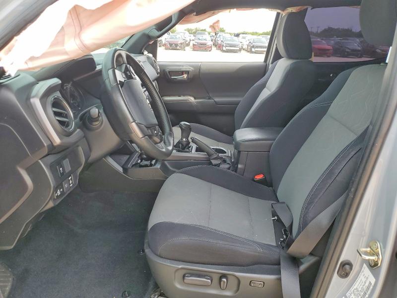 2020 Toyota Tacoma VIN 3TMAZ5CN1LM120664 COPART salvage auction — REAR END, Tx - Salvage Vehicle Title, sold $9,600 on 2026-07-04 (photo 7)