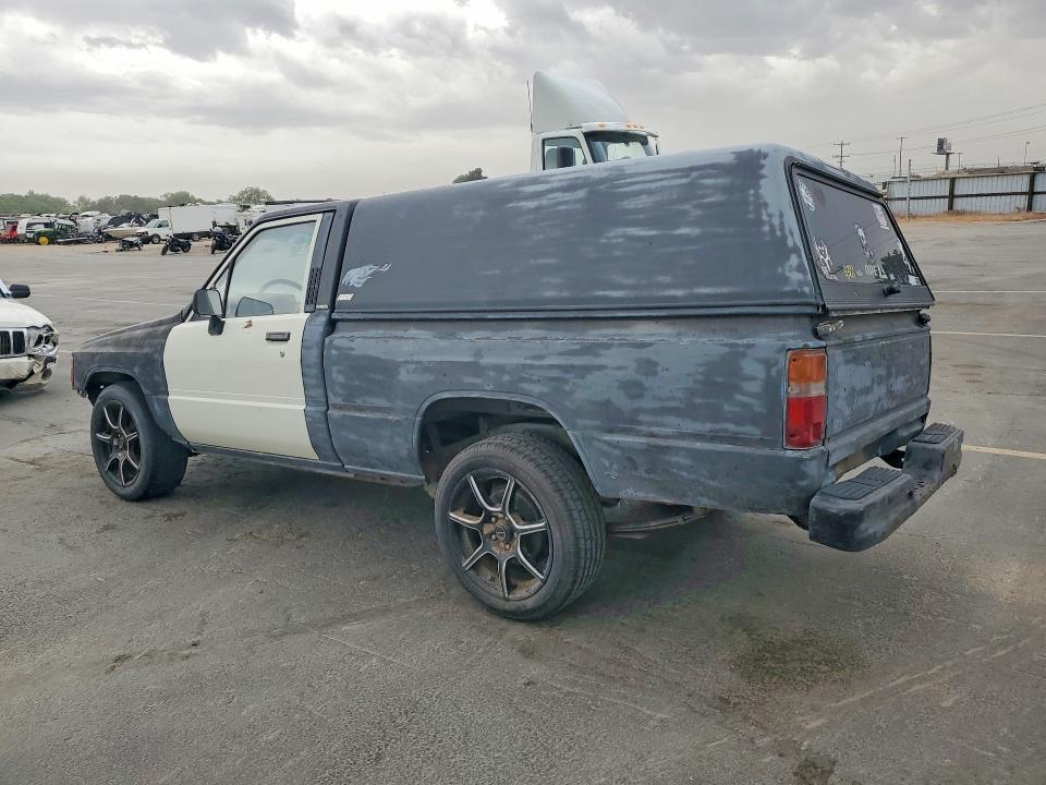 1988 Toyota Pickup VIN JT4RN50R0J5113164 COPART salvage auction — FRONT END, Id - Certificate Of Title, sold $500 on 2026-07-30 (photo 2)