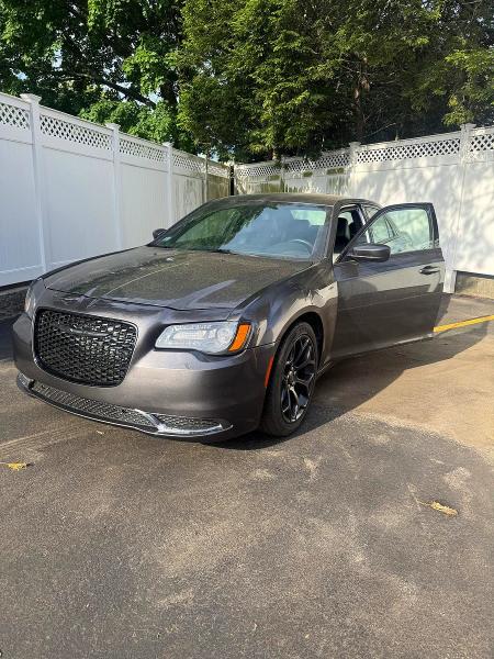 2020 Chrysler 300 VIN 2C3CCABG5LH158682 COPART salvage auction — NORMAL WEAR, Mo - Certificate Of Title (P), sold $1,650 on 2026-07-14 (photo 2)