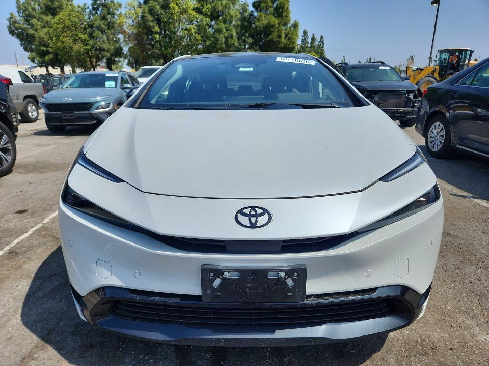 2026 Toyota Prius VIN JTDACAAU8T3067192 COPART salvage auction — SIDE, Ca - Salvage Certificate, sold $12,100 on 2026-07-23 (photo 5)