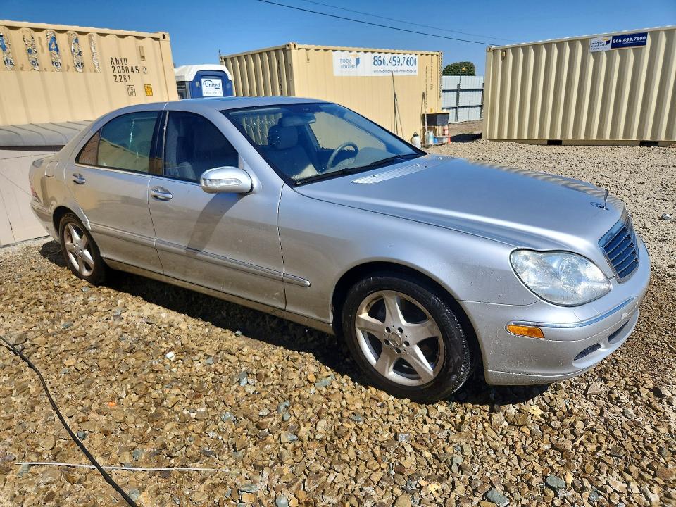 2005 Mercedes-benz S-klasse VIN WDBNG75J85A445520 COPART salvage auction — MINOR DENT/SCRATCHES, Ca - Certificate Of Title, sold $150 on 2026-07-16 (photo 4)