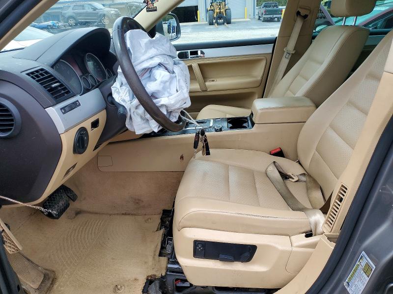 2009 Volkswagen Touareg VIN WVGBE77L49D024418 COPART salvage auction — FRONT END, Ma - Cert Of Title-Reconstrctd Coll, sold $325 on 2026-07-09 (photo 7)