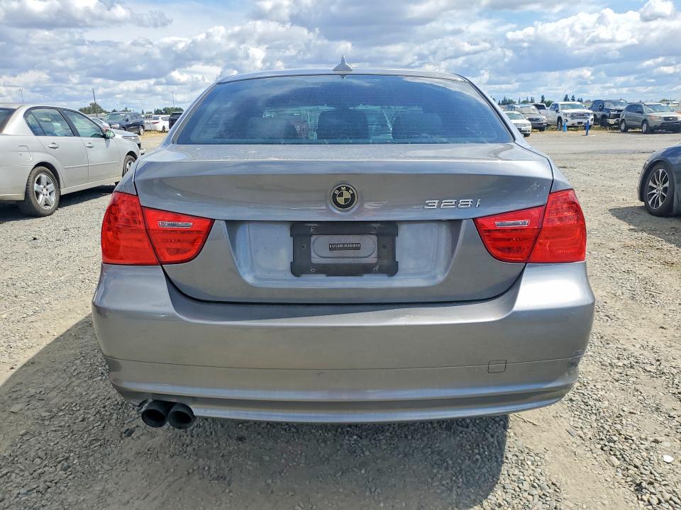 2009 BMW 3 series VIN WBAPH535X9A433941 COPART salvage auction — SIDE, CA - SALVAGE CERTIFICATE, sold $600 on 2026-07-14 (photo 6)