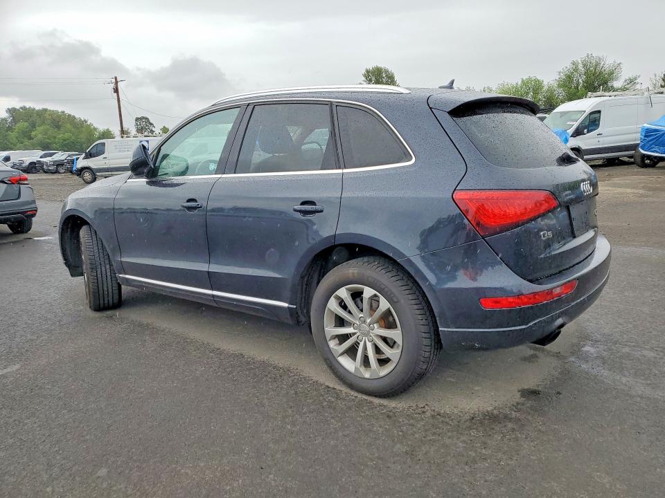 2014 Audi Q5 VIN WA1LFAFPXEA107199 COPART salvage auction — MINOR DENT/SCRATCHES, Or - Certificate Of Title, sold $1,700 on 2026-07-08 (photo 2)