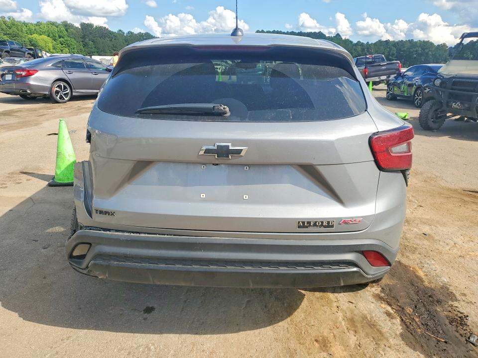 2025 Chevrolet Trax VIN KL77LGEP3SC135685 COPART salvage auction — REAR END, Ms - Cert Of Title-Salvaged, sold $5,400 on 2026-07-10 (photo 6)