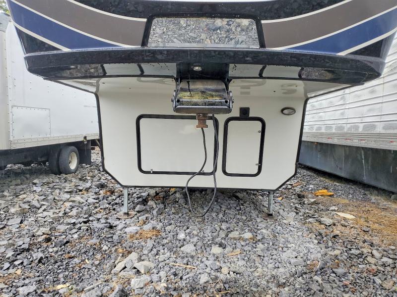 2020 Montana Trailer VIN 4YDF3772XLA742239 COPART salvage auction — ROOF, NY - MV-907A SALVAGE CERTIFICATE, sold $11,200 on 2026-07-08 (photo 7)