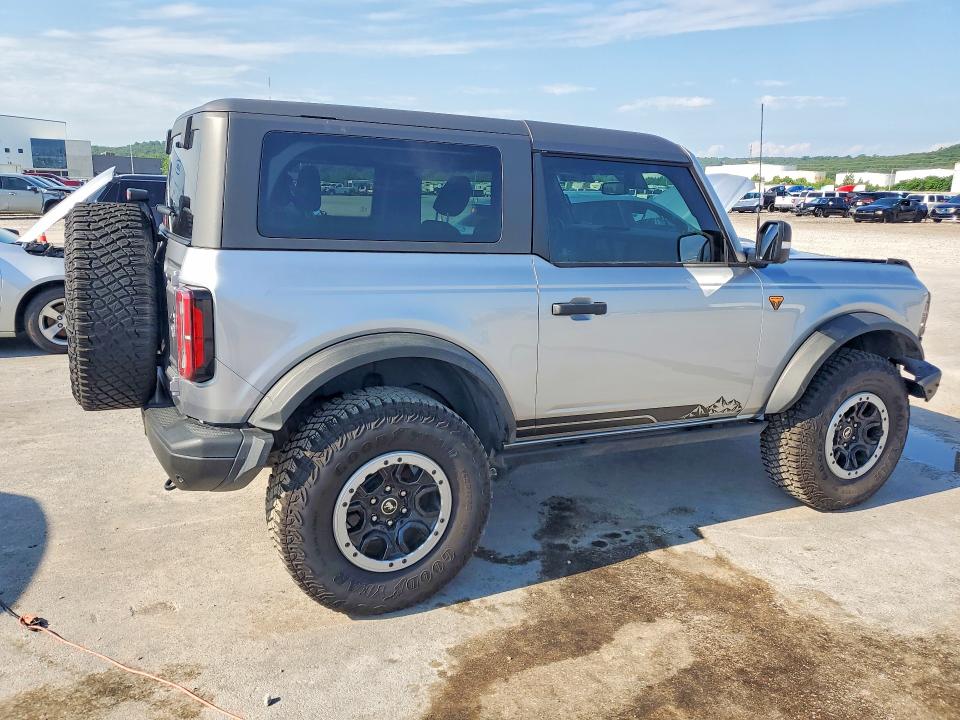 2023 Ford Bronco VIN 1FMDE5CP3PLB45188 COPART salvage auction — FRONT END, OK - CERT OF TITLE-SALVAGE, sold $12,200 on 2026-07-29 (photo 3)