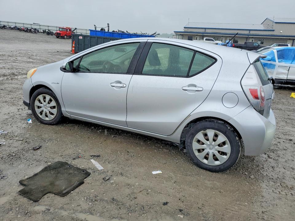 2013 Toyota Prius c VIN JTDKDTB31D1055806 COPART salvage auction — FRONT END, Wv - Certificate Of Title (P), sold $925 on 2026-07-02 (photo 2)
