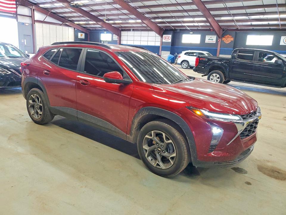 2024 Chevrolet Trax VIN KL77LHE28RC038552 COPART salvage auction — MINOR DENT/SCRATCHES, OH - CERTIFICATE OF TITLE, sold $16,700 on 2026-07-30 (photo 4)