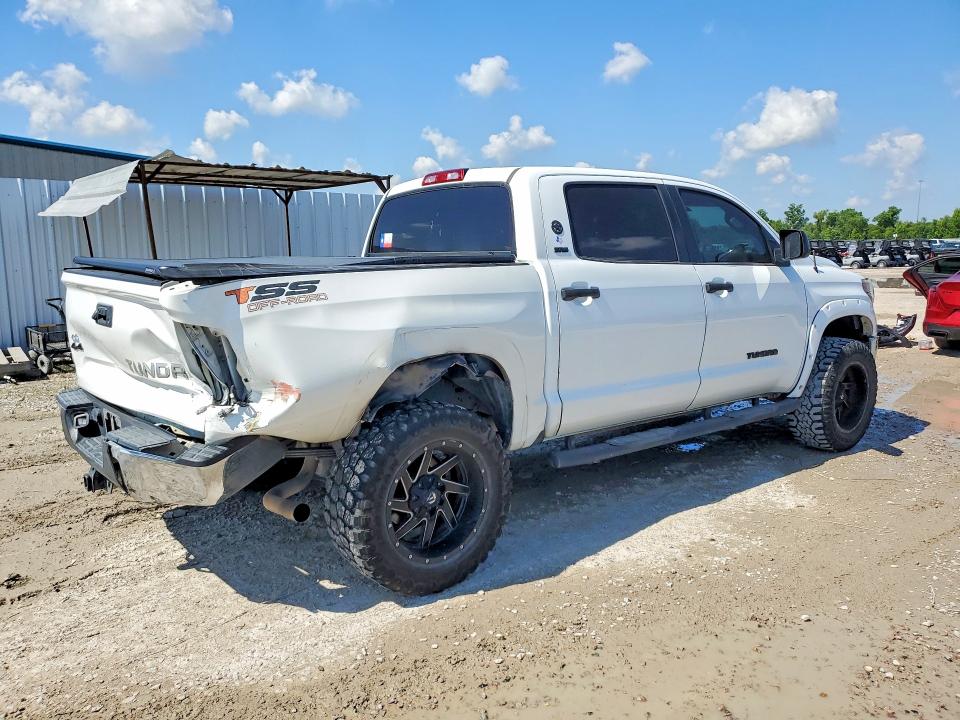 2018 Toyota Tundra VIN 5TFEM5F19JX128091 COPART salvage auction — REAR END, Tx - Salvage Vehicle Title, sold $7,600 on 2026-07-10 (photo 3)