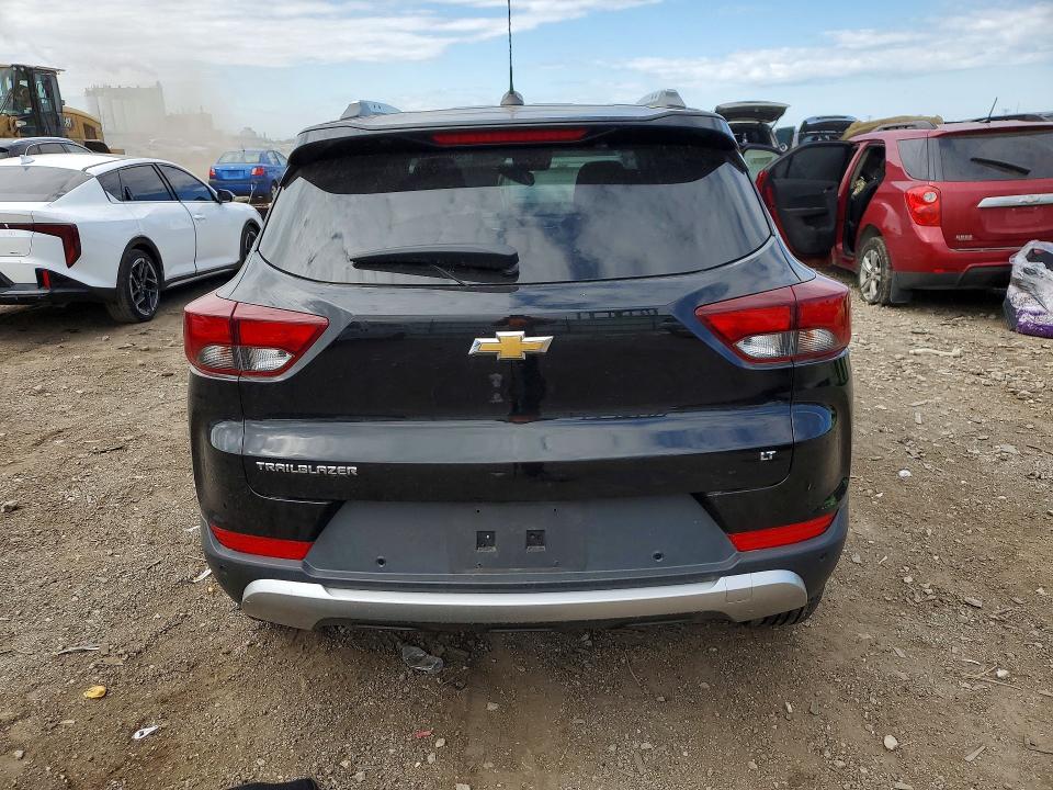 2021 Chevrolet Trailblazer VIN KL79MPSLXMB102036 COPART salvage auction — SIDE, Il - Salvage Certificate, sold $2,100 on 2026-07-31 (photo 6)