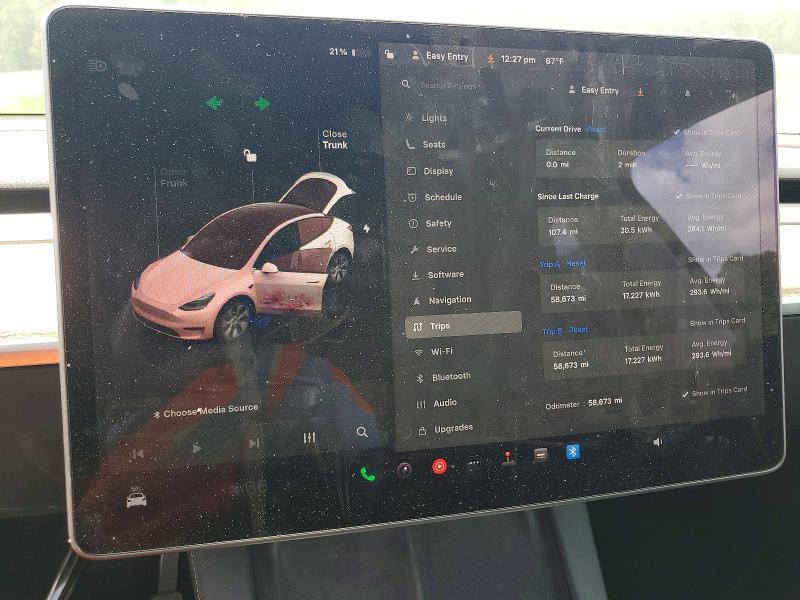 2022 Tesla Model y VIN 7SAYGDEE6NF358144 COPART salvage auction — SIDE, Nc - Salvage Certificate Of Title, sold $13,000 on 2026-07-16 (photo 9)