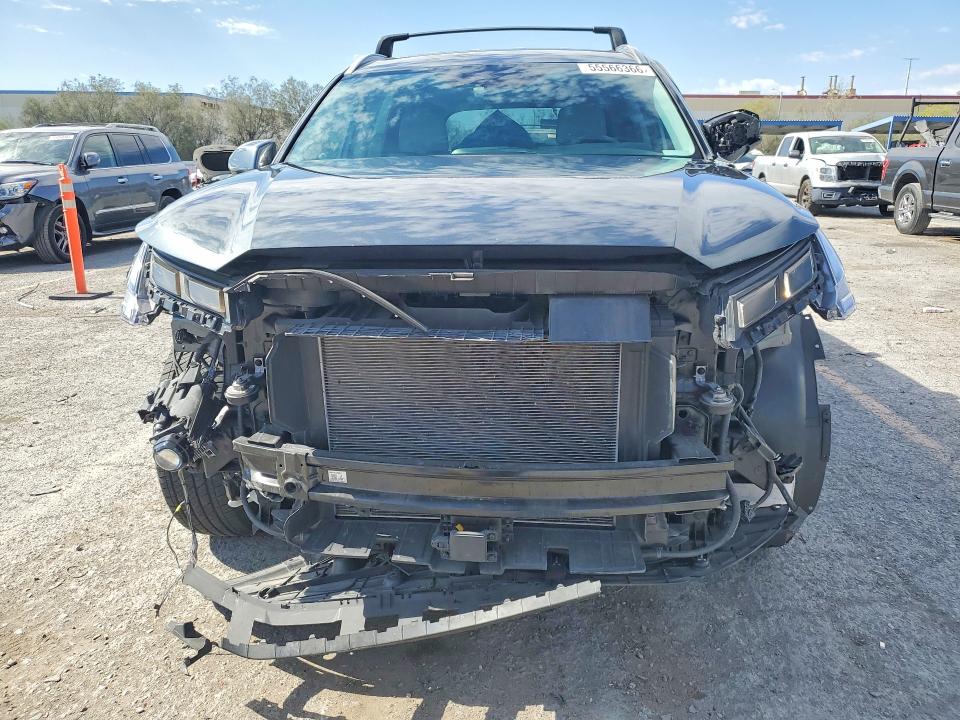 2024 Hyundai Palisade VIN KM8R24GE8RU753156 COPART salvage auction — SIDE, Nv - Salvage Title, sold $9,200 on 2026-07-30 (photo 5)