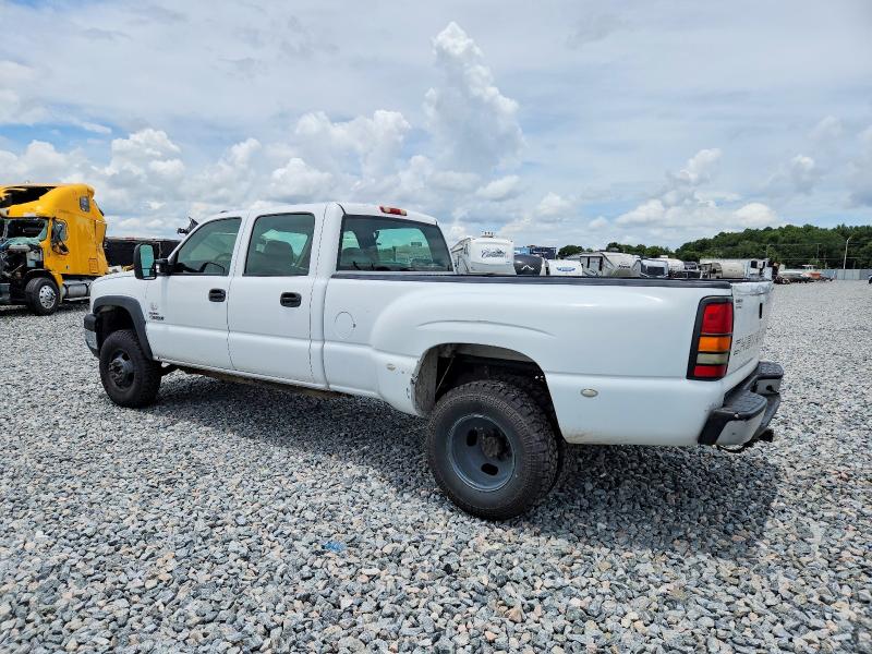 2007 Chevrolet Silverado 3500 VIN 1GCJC33D17F175103 COPART salvage auction — MINOR DENT/SCRATCHES, FL - CERT OF TITLE SLVG REBUILDABLE, sold $10,700 on 2026-07-29 (photo 3)