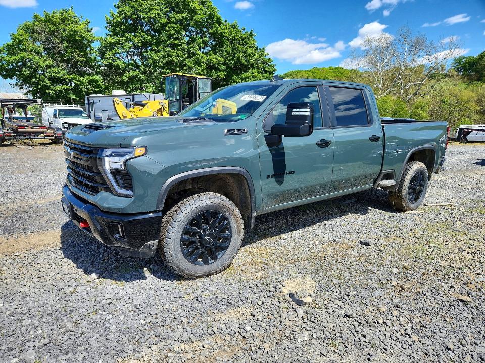 2026 Chevrolet Silverado 2500 VIN 1GC4KNEY2TF142021 COPART salvage auction — NORMAL WEAR, Wv - Certificate Of Title, sold $35,500 on 2026-07-21 (photo 1)