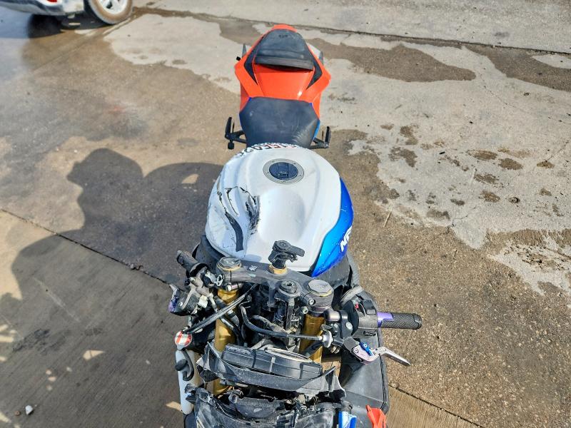 2017 Suzuki Gsx-r VIN JS1GR7MA3H2100538 COPART salvage auction — FRONT END, Tx - Salvage Vehicle Title, sold $2,050 on 2026-07-09 (photo 5)