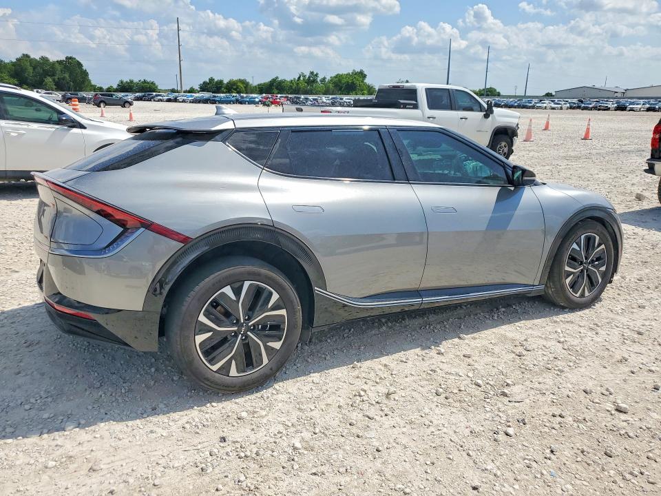 2023 Kia VIN KNDC34LAXP5607696 COPART salvage auction — SIDE, Tx - Salvage Vehicle Title, sold $4,750 on 2026-07-09 (photo 3)