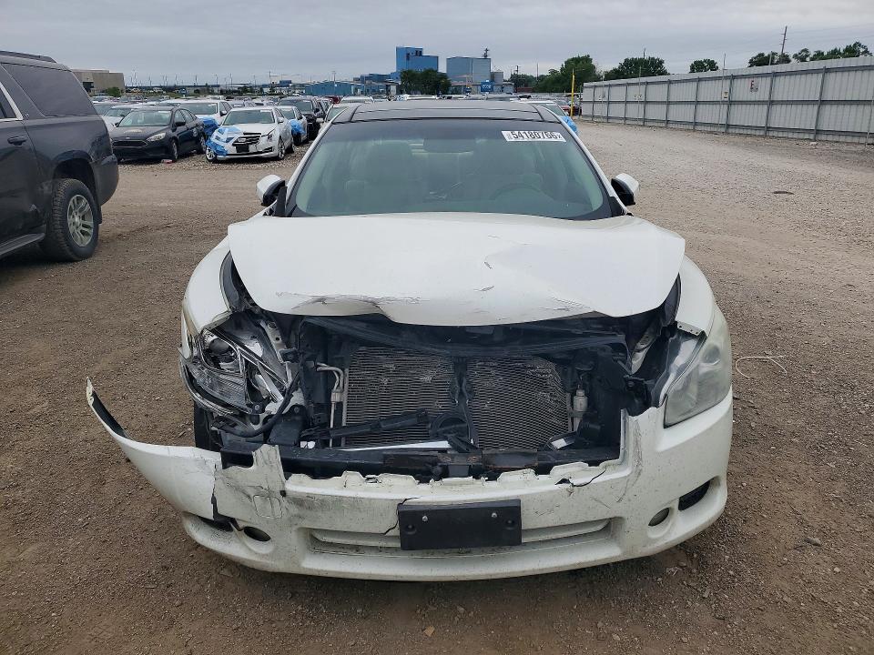 2013 Nissan VIN 1N4AA5AP3DC817306 COPART salvage auction — FRONT END, Ia - Cert Of Title-Salvage Title, sold $500 on 2026-07-10 (photo 5)