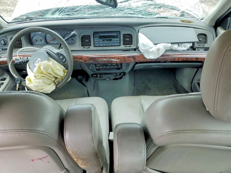 2004 Mercury Grand marquis VIN 2MEFM75W84X686427 COPART salvage auction — FRONT END, Tx - Salvage Vehicle Title, sold $500 on 2026-07-06 (photo 8)