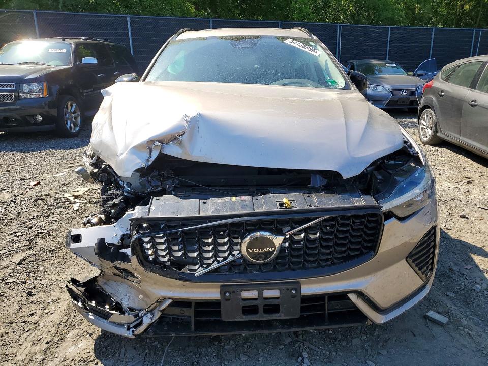 2025 Volvo Xc60 VIN YV4H60RC0S1068131 COPART salvage auction — FRONT END, MD - CERT OF SALVAGE > 75% DAMAGE, sold $8,800 on 2026-07-31 (photo 5)