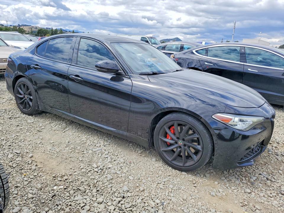 2017 Alfa romeo Giulia VIN ZARFAECN3H7551513 COPART salvage auction — REAR END, Ca - Salvage Certificate, sold $4,050 on 2026-07-23 (photo 4)