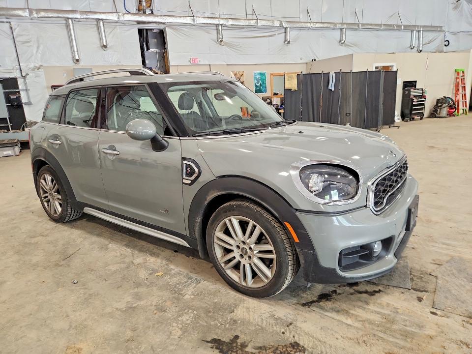 2019 Mini Cooper VIN WMZYT5C59K3G92570 COPART salvage auction — SIDE, Vt - Cert Of Title-Salvage Vehicle, sold $7,700 on 2026-07-06 (photo 4)