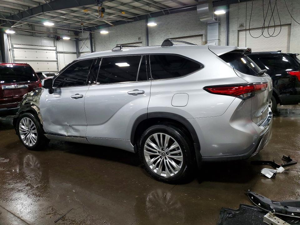 2023 Toyota VIN 5TDEBRCH4PS131316 COPART salvage auction — FRONT END, Mn - Cert Of Title-Salvage, sold $11,800 on 2026-07-28 (photo 2)