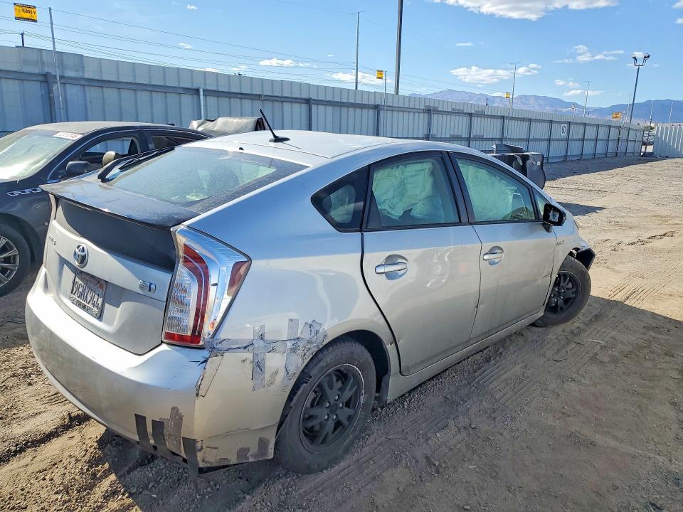 2014 Toyota Prius VIN JTDKN3DU0E0394194 COPART salvage auction — FRONT END, Nv - Salvage Title, sold $1,300 on 2026-07-16 (photo 3)