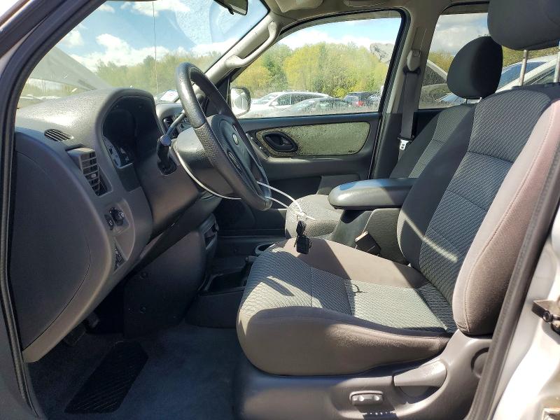 2003 Ford Escape VIN 1FMYU03143KE22028 COPART salvage auction — MINOR DENT/SCRATCHES, MA - CERT OF TITLE-RECONSTRCTD COLL, sold $425 on 2026-07-02 (photo 7)